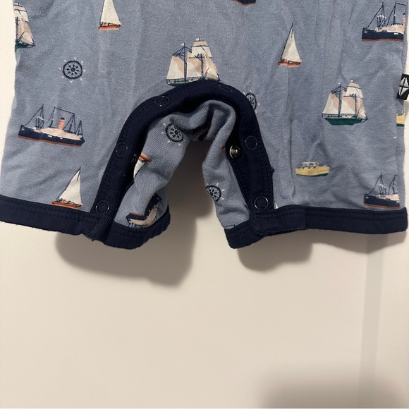 Kyte BABY Blue Nautical One Piece Short all Vintage Boats Size 2T - Picture 3 of 9